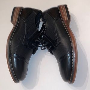 NEW Tahari boys lace up dress shoes